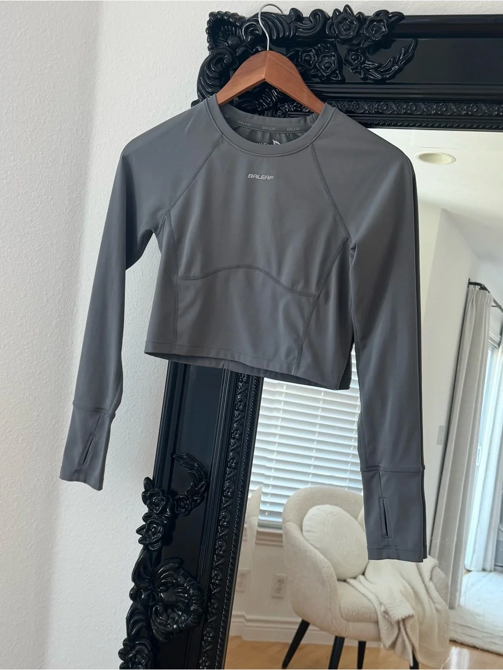 BALEAF | Women’s Gray Long Sleeve Cropped Athletic Top - Picture 1 of 6